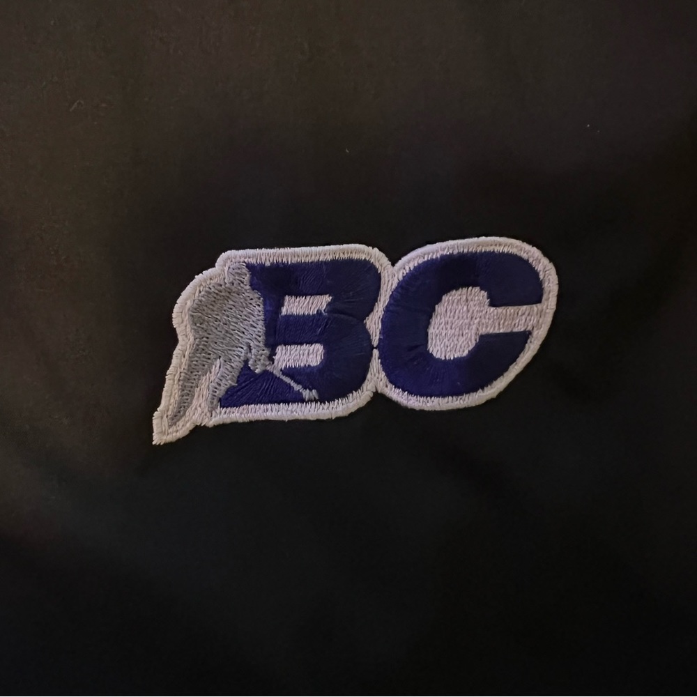 Light Weight Wind Breaker - Picture 6 of 6